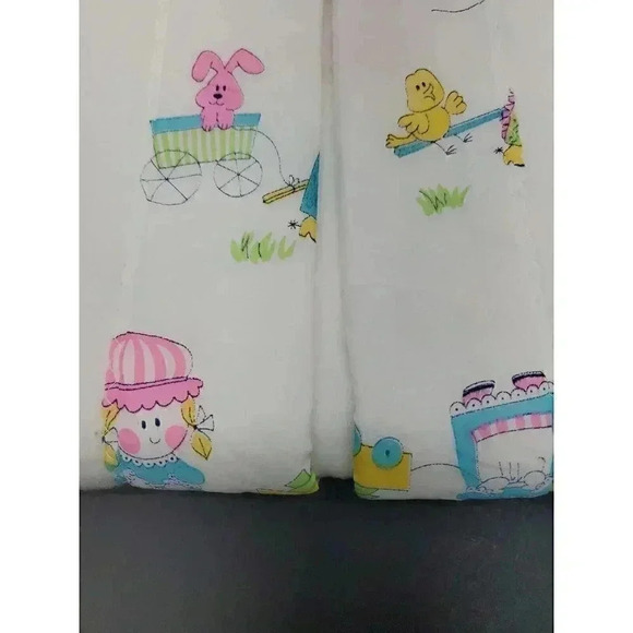 Vitnage Quiltex Crib Blanket White with Satin Trim New with Tags Dead Stock - Picture 3 of 5